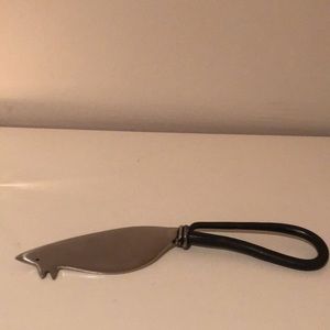 Cheese knife